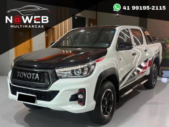 TOYOTA HILUX 2.8 GR SPORT 4X4 CD 16V DIESEL 4P AUTOMÁTICO TOYOTA HILUX 2.8 GR SPORT 4X4 CD 16V DIESEL 4P AUTOMÁTICO